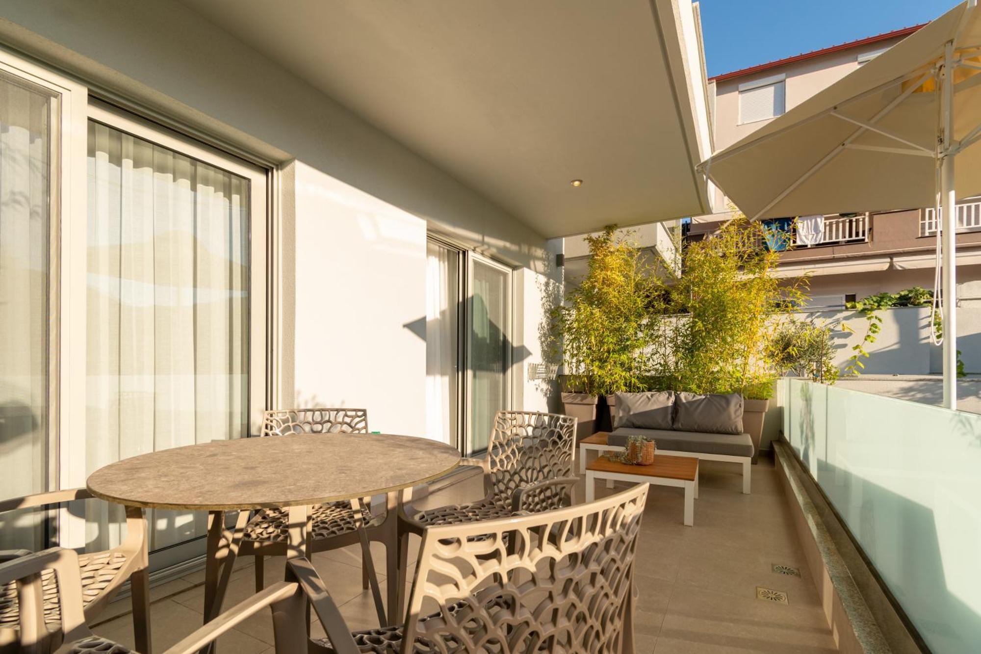 Sarti Premium Suites Екстер'єр фото